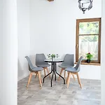 Berkenyeliget Vendeghaz Apartman Szigliget
