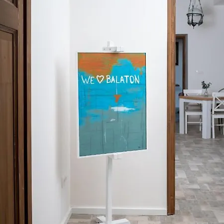 Berkenyeliget Vendeghaz Lägenhet Szigliget